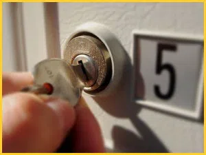 Exclusive Locksmith Service Hollywood, FL 954-283-1563 - 9-mailbox-locks